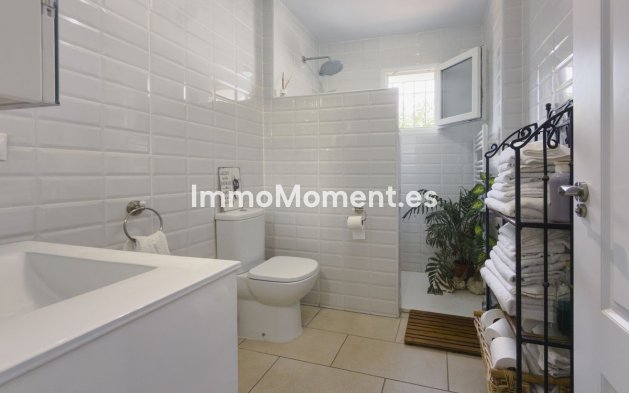 Resale - Country house - Inland  - Coín