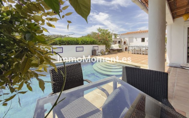 Resale - Country house - Inland  - Coín