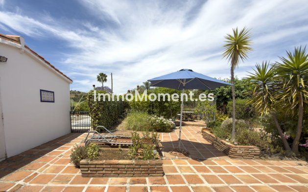 Resale - Country house - Inland  - Coín