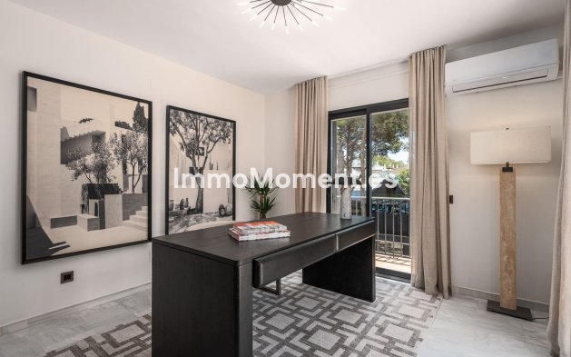 Wiederverkauf - Freistehende Villa - Marbella - Puerto Banús