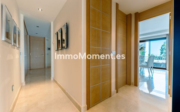 Resale - Apartment - Benahavís - La Quinta