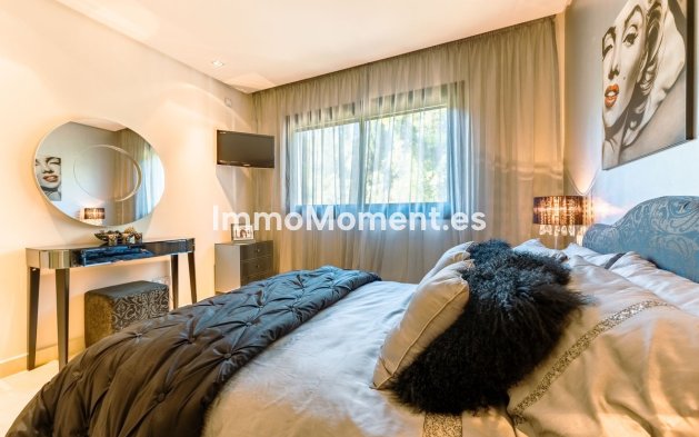 Resale - Apartment - Benahavís - La Quinta