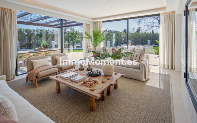 Wiederverkauf - Freistehende Villa - Marbella - Nueva Andalucía