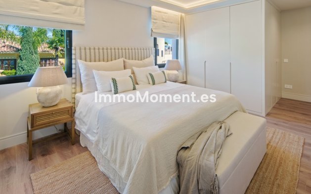 Wiederverkauf - Freistehende Villa - Marbella - Nueva Andalucía
