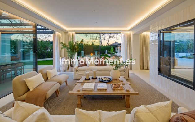 Wiederverkauf - Freistehende Villa - Marbella - Nueva Andalucía