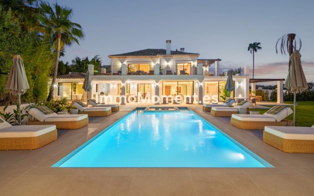 Wiederverkauf - Freistehende Villa - Marbella - Nueva Andalucía