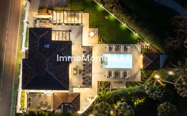 Wiederverkauf - Freistehende Villa - Marbella - Nueva Andalucía