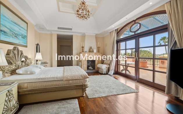 Wiederverkauf - Freistehende Villa - Marbella - Nueva Andalucía