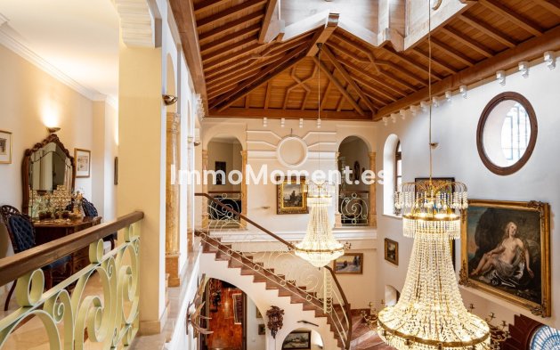 Wiederverkauf - Freistehende Villa - Marbella - Nueva Andalucía