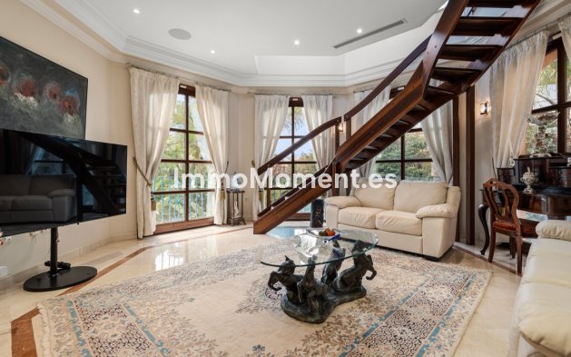 Wiederverkauf - Freistehende Villa - Marbella - Nueva Andalucía
