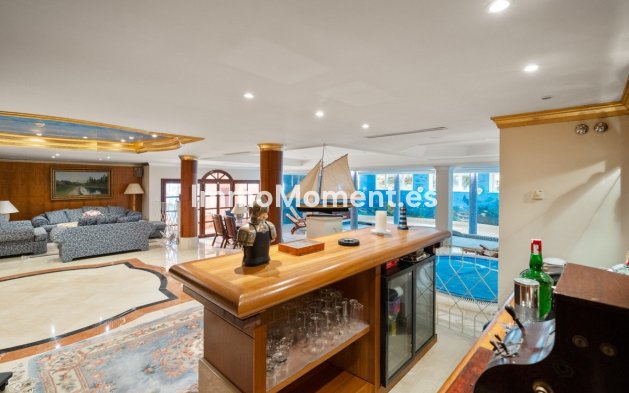 Wiederverkauf - Freistehende Villa - Marbella - Nueva Andalucía