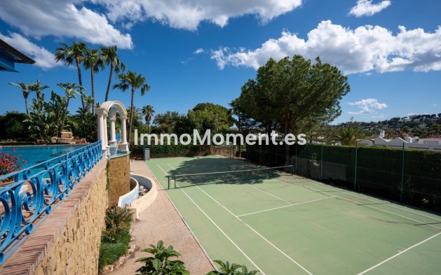 Wiederverkauf - Freistehende Villa - Marbella - Nueva Andalucía