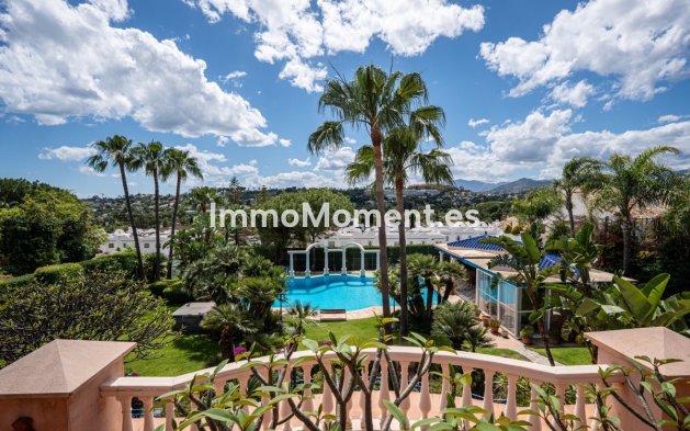Wiederverkauf - Freistehende Villa - Marbella - Nueva Andalucía