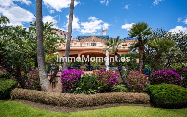 Wiederverkauf - Freistehende Villa - Marbella - Nueva Andalucía