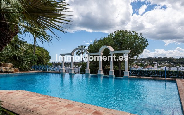 Wiederverkauf - Freistehende Villa - Marbella - Nueva Andalucía