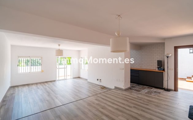 Resale - Detached villa - Benalmadena - Torremuelle
