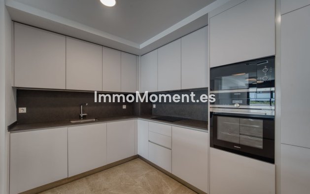 Revente - Appartement - Estepona  - Estepona Centro