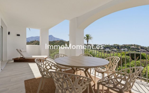 Resale - Apartment - Benahavís - La Quinta