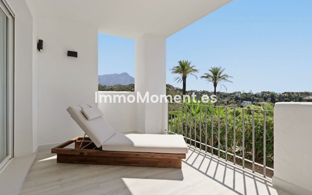 Resale - Apartment - Benahavís - La Quinta