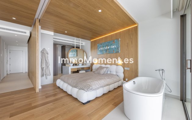 Resale - Apartment - Fuengirola - Fuengirola Centro