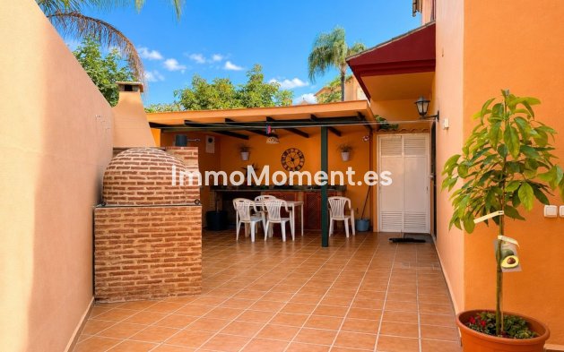 Wiederverkauf - Freistehende Villa - Marbella - Marbella Centro