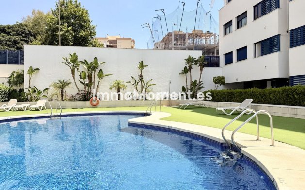 Revente - Appartement - Estepona  - Estepona Centro