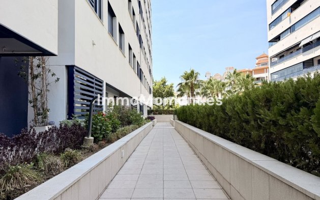 Revente - Appartement - Estepona  - Estepona Centro