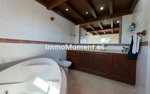 Wiederverkauf - Wohnung - Estepona  - Estepona Centro