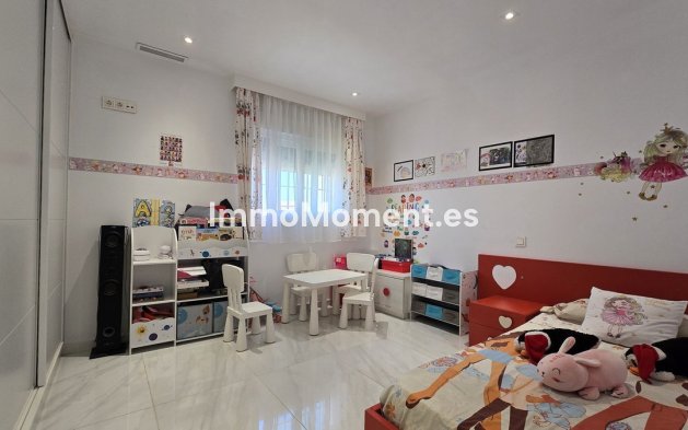 Resale - Apartment - Marbella - San Pedro de Alcántara