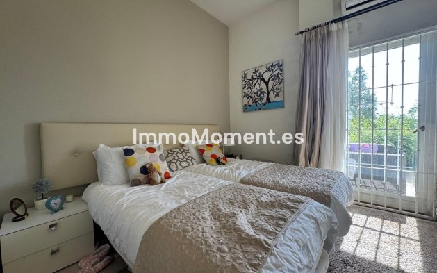Bestaande woning - Appartement - Estepona  - Atalaya