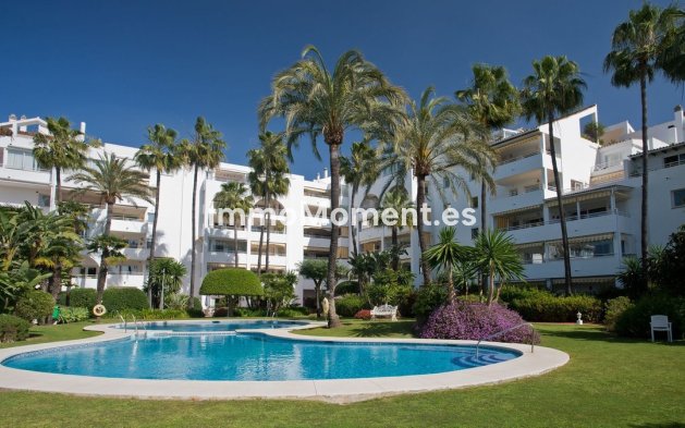 Bestaande woning - Appartement - Estepona  - Atalaya