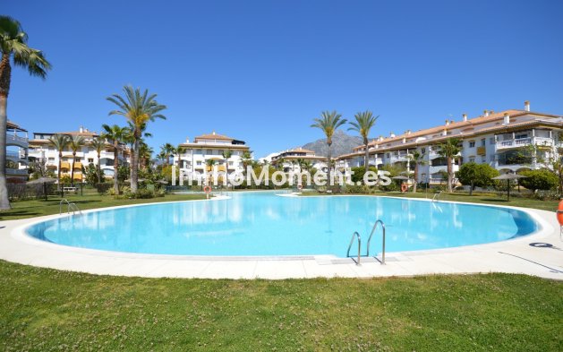 Revente - Appartement - Marbella - Nueva Andalucía