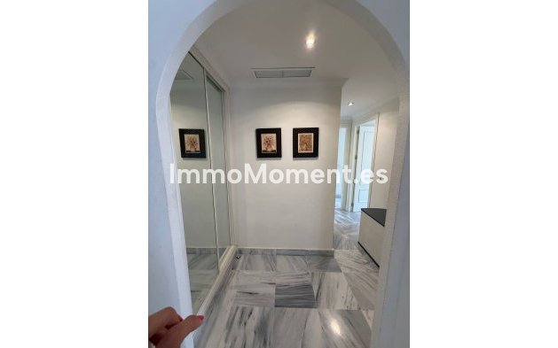 Revente - Appartement - Marbella - Nueva Andalucía