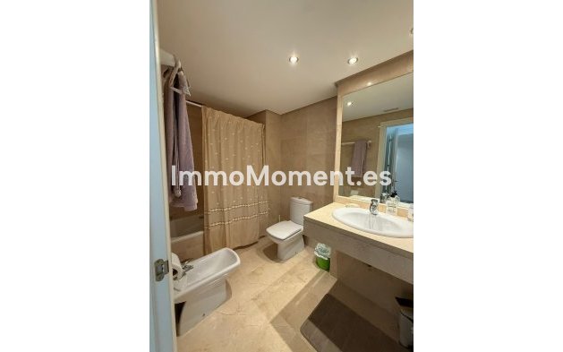 Revente - Appartement - Marbella - Nueva Andalucía