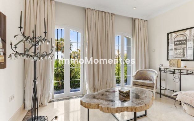 Reventa - Villa independiente - Marbella - Bahía de Marbella