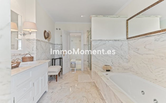 Reventa - Villa independiente - Marbella - Bahía de Marbella