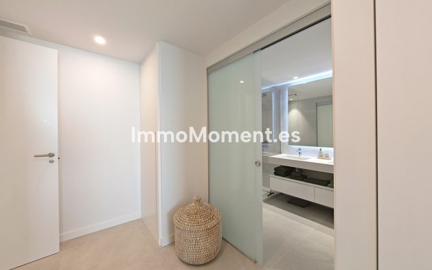 Wiederverkauf - Wohnung - Estepona  - Selwo