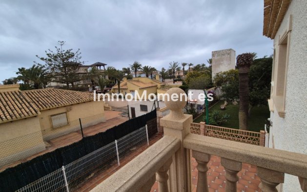 Reventa - Villa independiente - Orihuela - Orihuela Centro