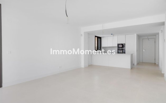 Resale - Apartment - Fuengirola - Higueron