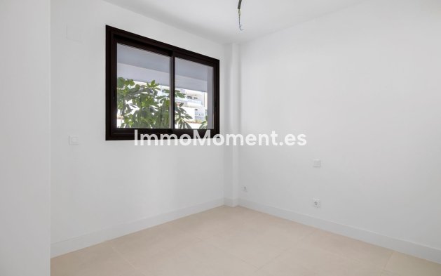 Resale - Apartment - Fuengirola - Higueron