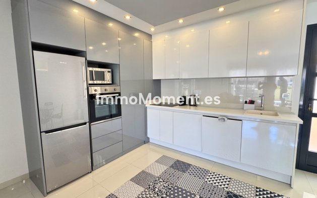 Resale - Apartment - Pilar de la Horadada - Pilar de la Horadada Centro