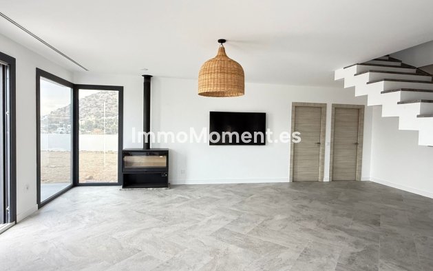 Bestaande woning - Vrijstaande villa - Binnenland  - Coín