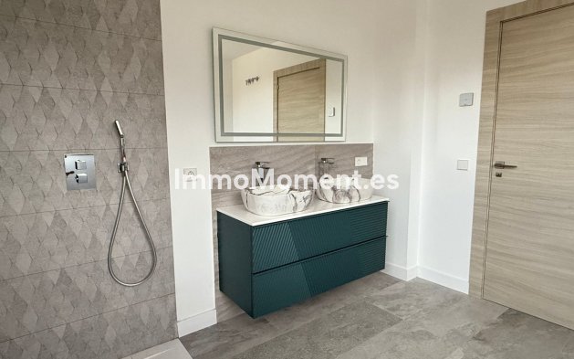 Bestaande woning - Vrijstaande villa - Binnenland  - Coín