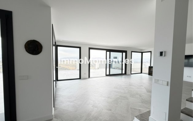 Bestaande woning - Vrijstaande villa - Binnenland  - Coín