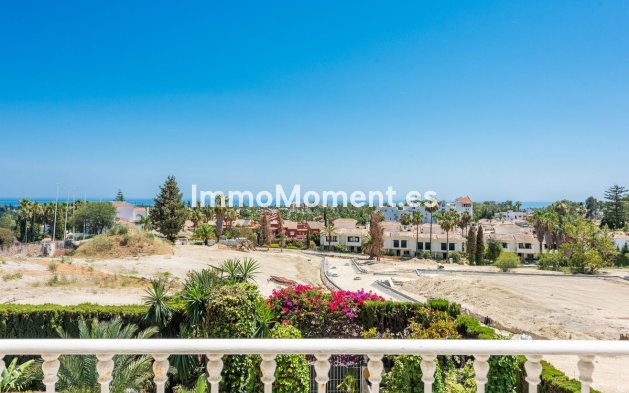 Wiederverkauf - Freistehende Villa - Estepona  - Atalaya