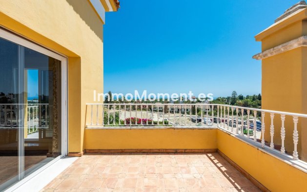 Wiederverkauf - Freistehende Villa - Estepona  - Atalaya