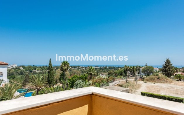 Wiederverkauf - Freistehende Villa - Estepona  - Atalaya