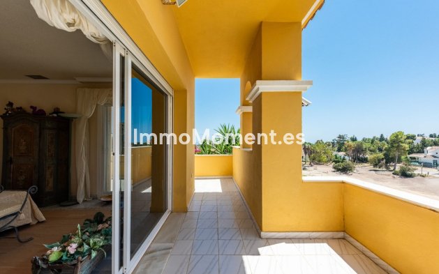 Wiederverkauf - Freistehende Villa - Estepona  - Atalaya