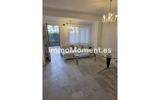 Wiederverkauf - Wohnung - Estepona  - Benamara