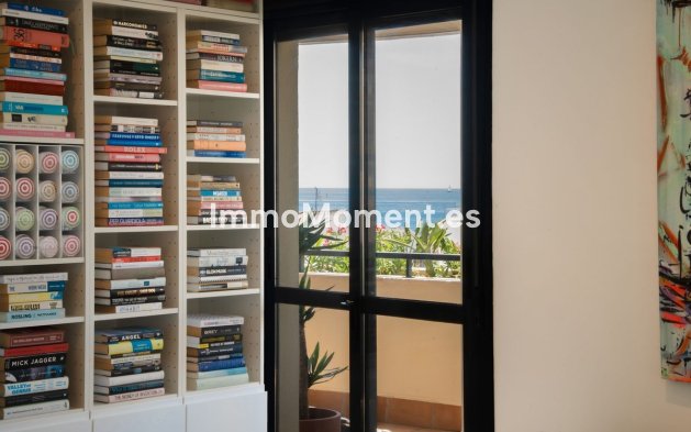 Wiederverkauf - Wohnung - Estepona  - Estepona Centro